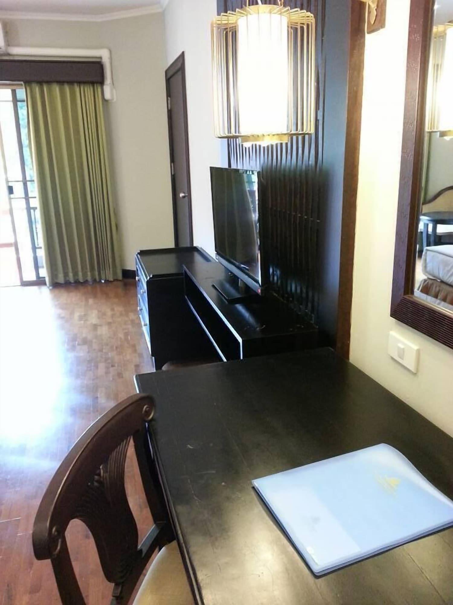 Suan Bua Hotel & Resort Ban Pong  Exterior foto