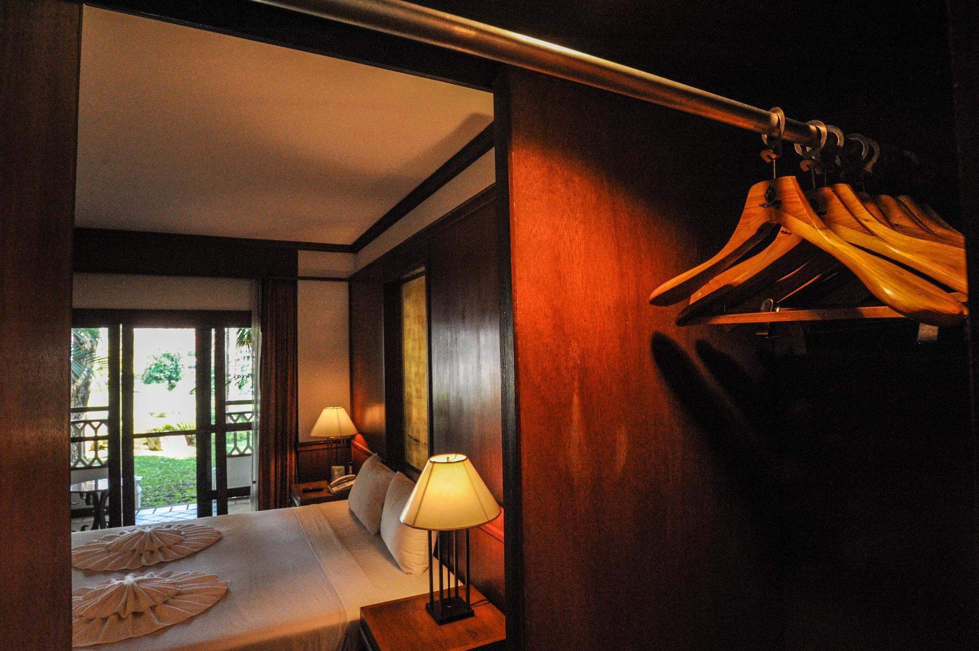 Suan Bua Hotel & Resort Ban Pong  Exterior foto